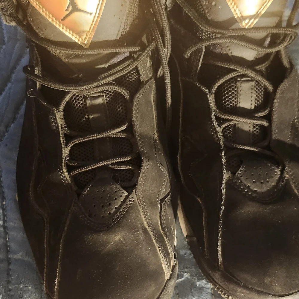 Size 12 jordan flights retro like new